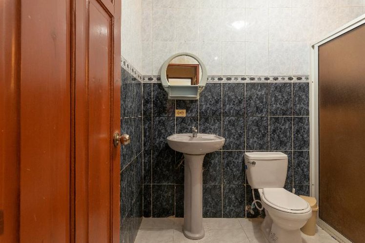DOUBLE ONE BEDROOM ONE BATHROOM Room
