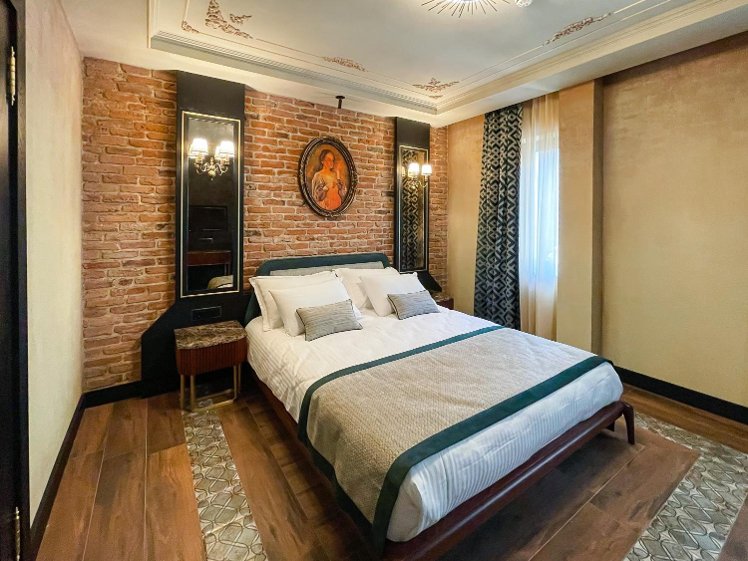 Tria Hotel