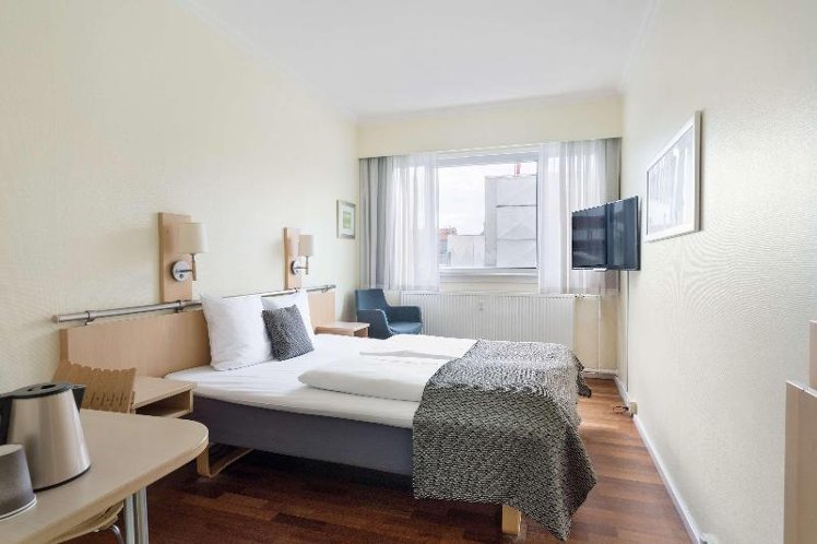 DOUBLE STANDARD Room