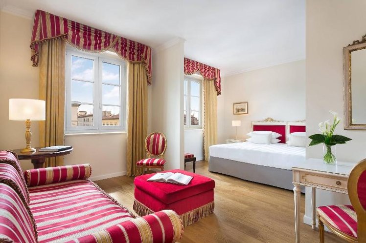 JUNIOR SUITE KING BED NON SMOKING Room