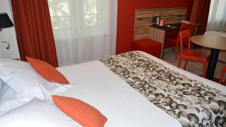 STUDIO WITH DOUBLE BED Room
