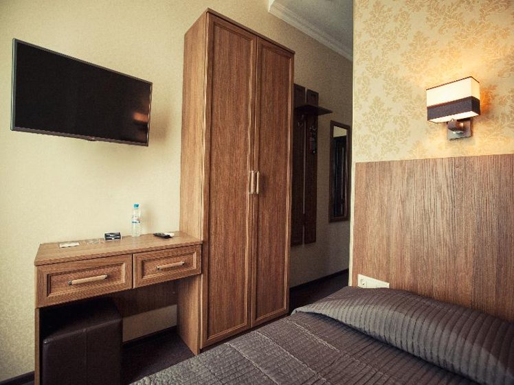 SINGLE STANDARD Room