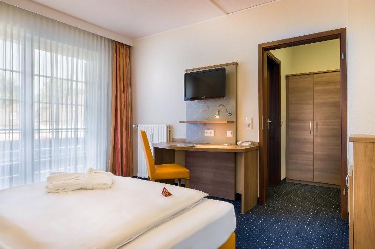 SINGLE SUPERIOR Room