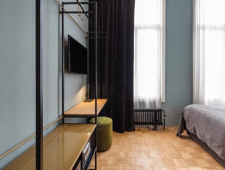 DOUBLE STANDARD Room