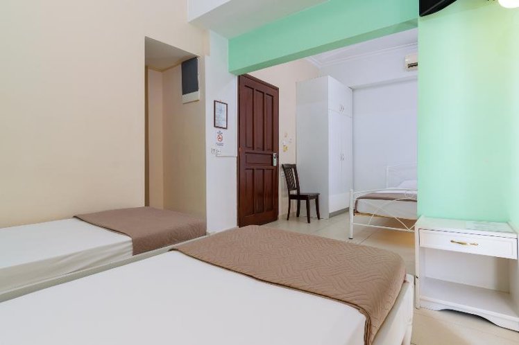 TRIPLE STANDARD Room