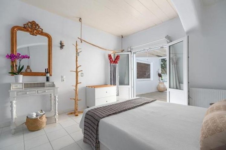 QUADRUPLE SEA VIEW Room