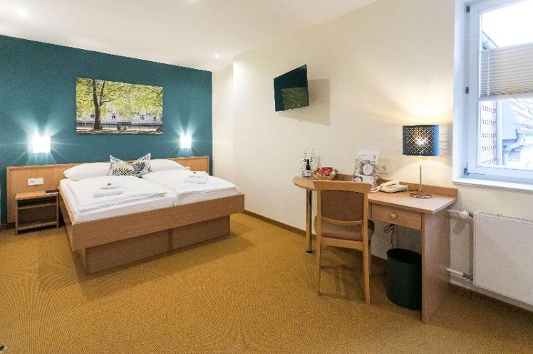 DOUBLE STANDARD Room