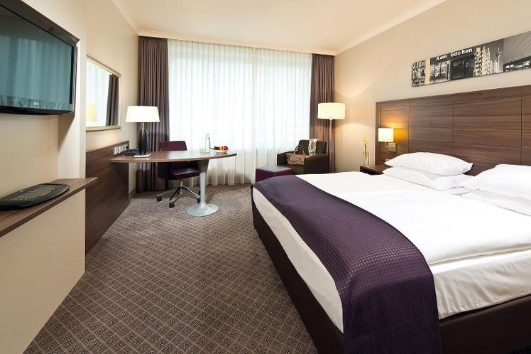 DOUBLE SINGLE USE DELUXE Room