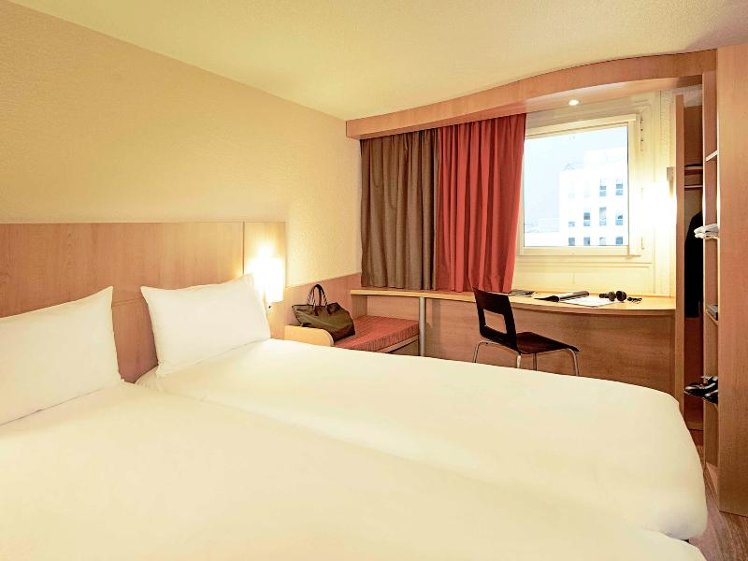 TWIN STANDARD Room