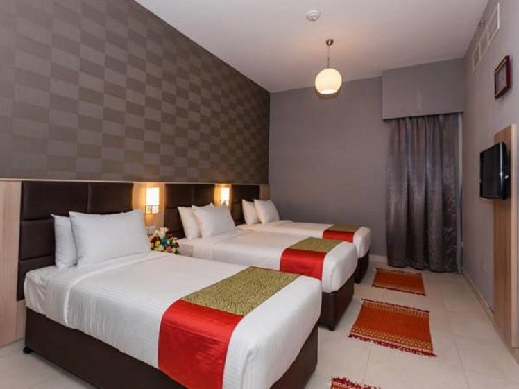 TRIPLE STANDARD Room