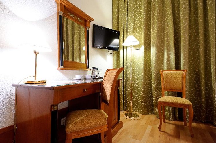 DOUBLE CLASSIC Room