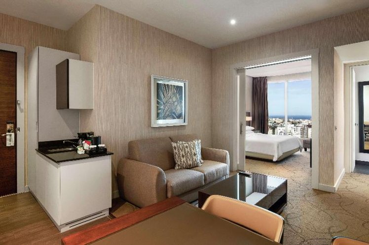 SUITE KING SIZE BED Room