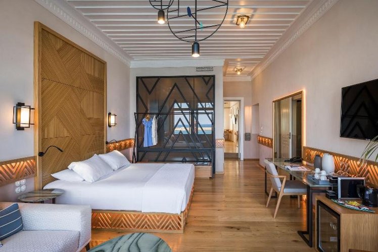 SUITE PREMIUM KING BED Room