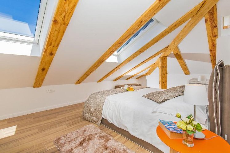 DOUBLE WITH BALCONY Room