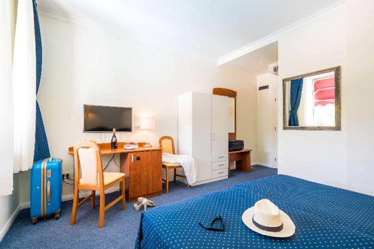 Double or Twin STANDARD Room