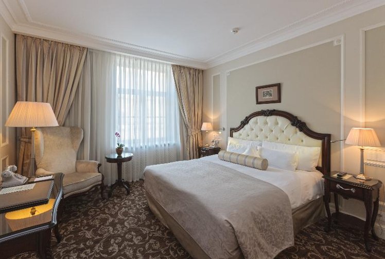 DOUBLE SINGLE USE PREMIUM Room