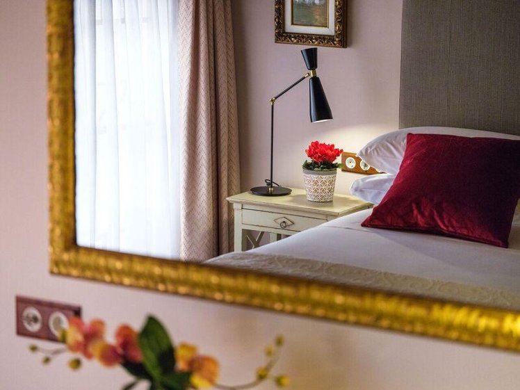DOUBLE STANDARD Room