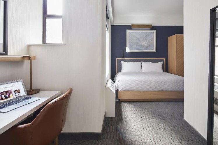 DOUBLE STANDARD Room