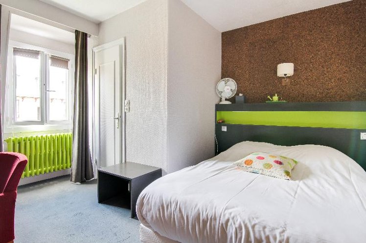 DOUBLE STANDARD Room