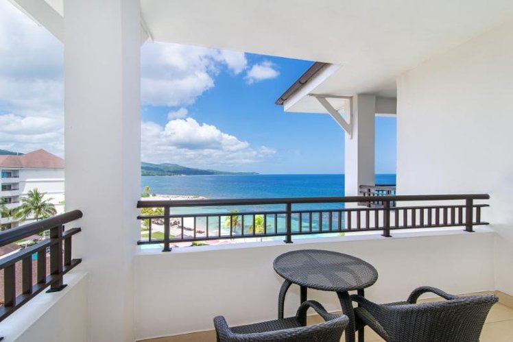 JUNIOR SUITE OCEAN VIEW Room