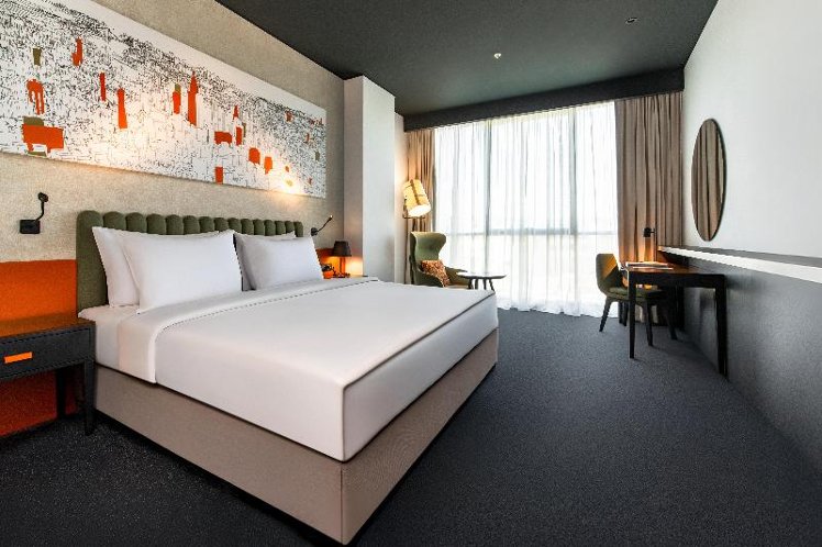 DOUBLE KING SIZE BED Room