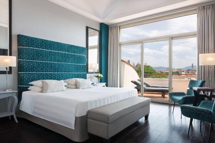 DOUBLE PREMIUM KING BED Room