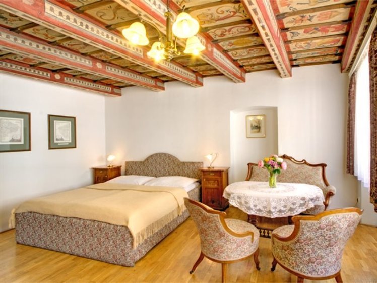 Red Lion Hotel