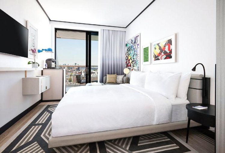 DOUBLE KING SIZE BED Room
