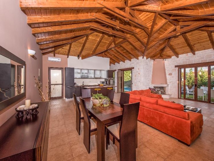 VILLA THREE BEDROOMS Room