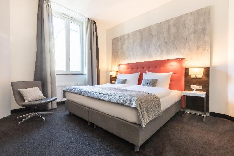 DOUBLE SUPERIOR Room