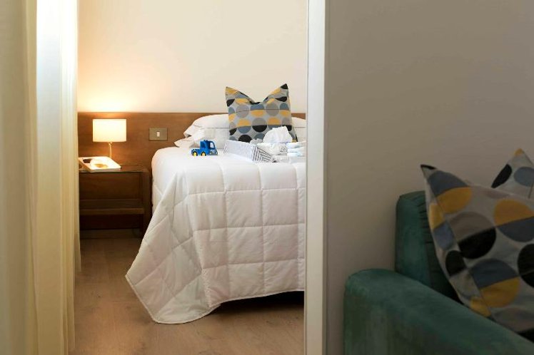 TRIPLE CLASSIC Room