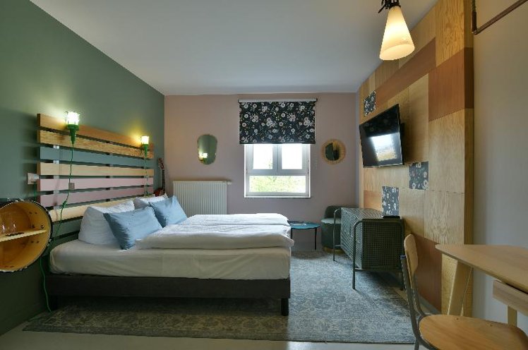 DOUBLE STANDARD Room