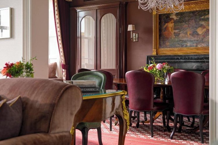 SUITE Presidential Room