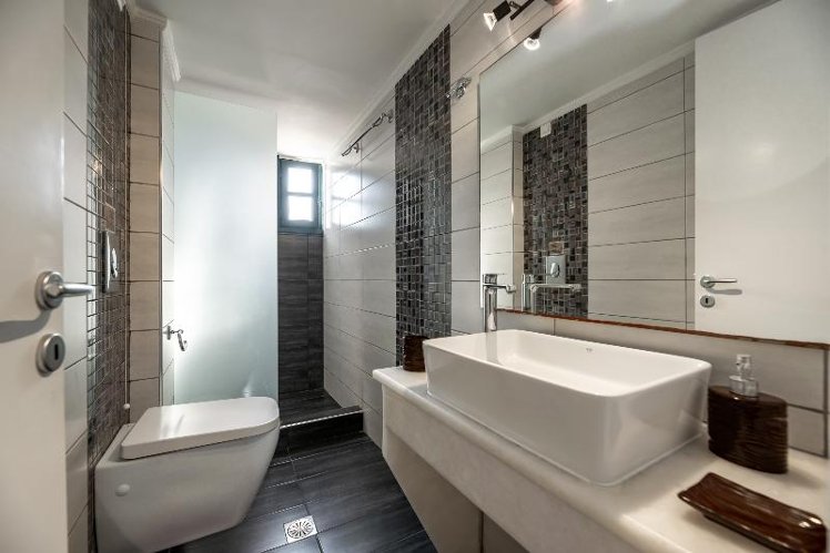 TRIPLE STANDARD Room
