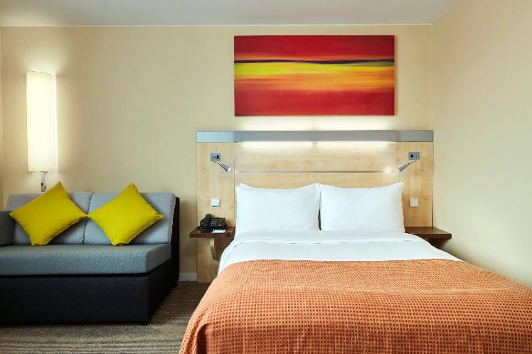 DOUBLE STANDARD Room