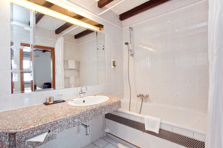 DOUBLE DELUXE Room
