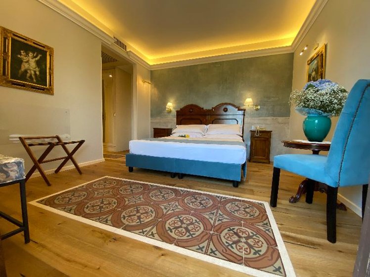 Double or Twin SUPERIOR WITH BALCONY Room