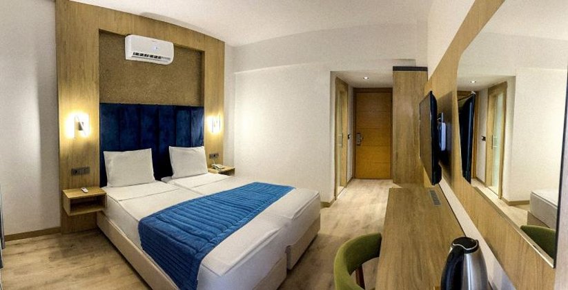 DOUBLE SINGLE USE STANDARD Room
