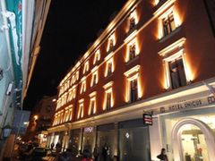 Hotel Unicus